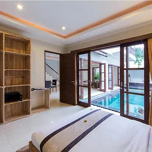  Villa White Lotus Indonesia